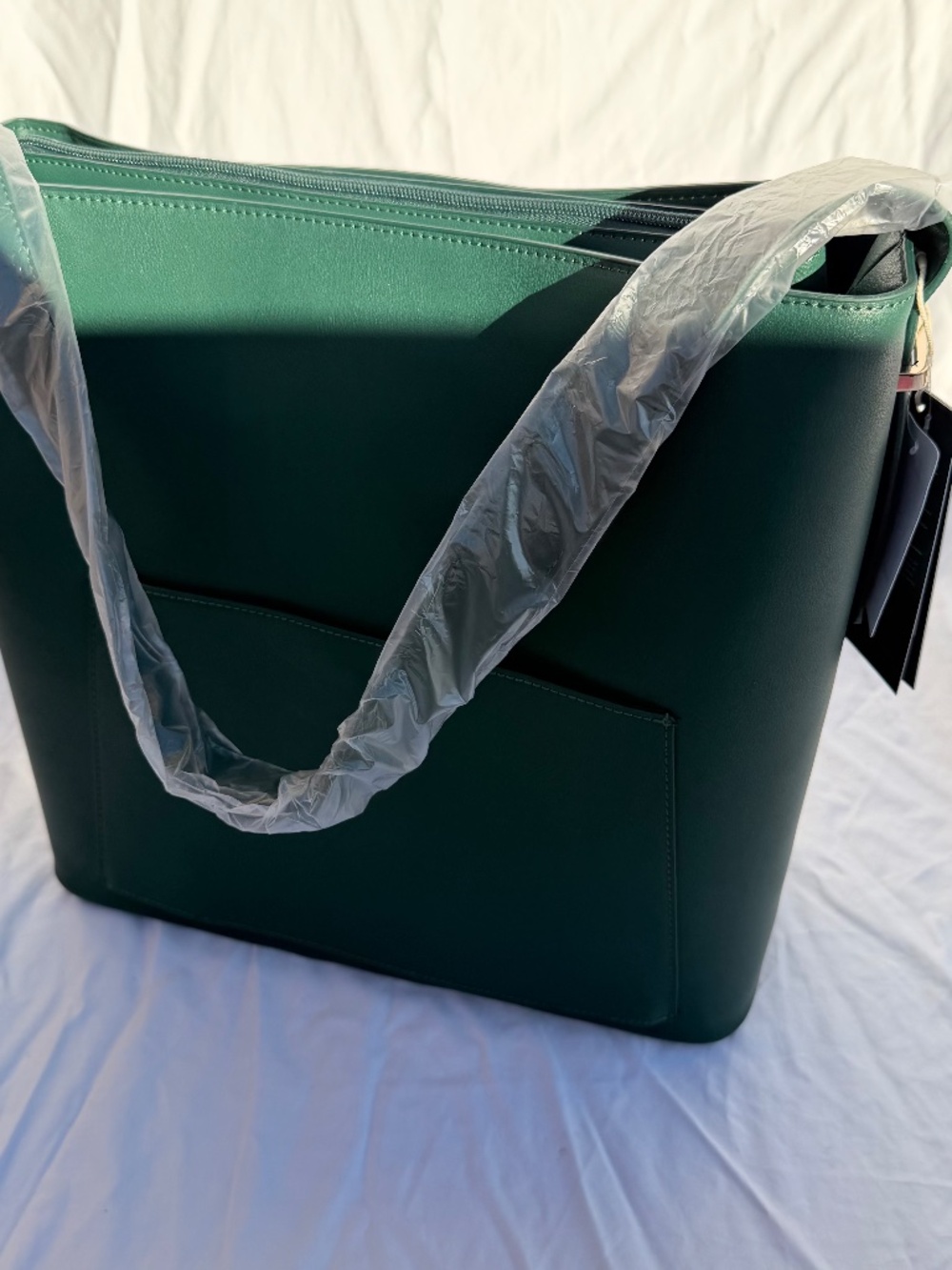 Beis The Wicked Tote in Wicked Green nwt - Picture 8 of 10